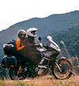 préparer un départ en vacances à moto